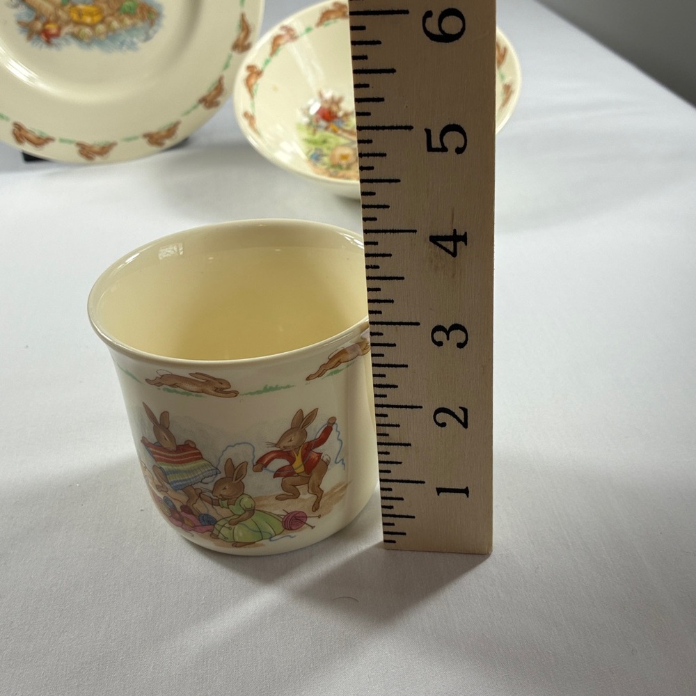 Whimsical Vintage Royal Doulton Bunnykins 3-Piece Bone China Set Easter Bunny - Picture 6 of 15